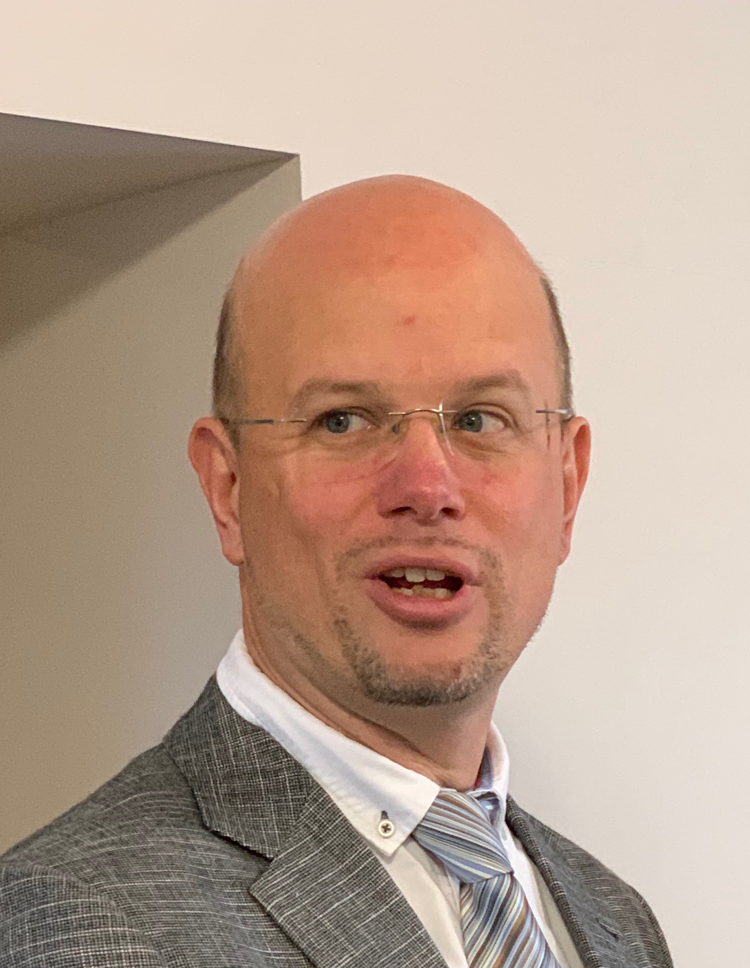 Dr. Füzes Ádám